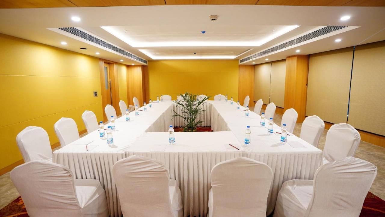 The Fern Residency Sarnath Hotell Varanasi Eksteriør bilde
