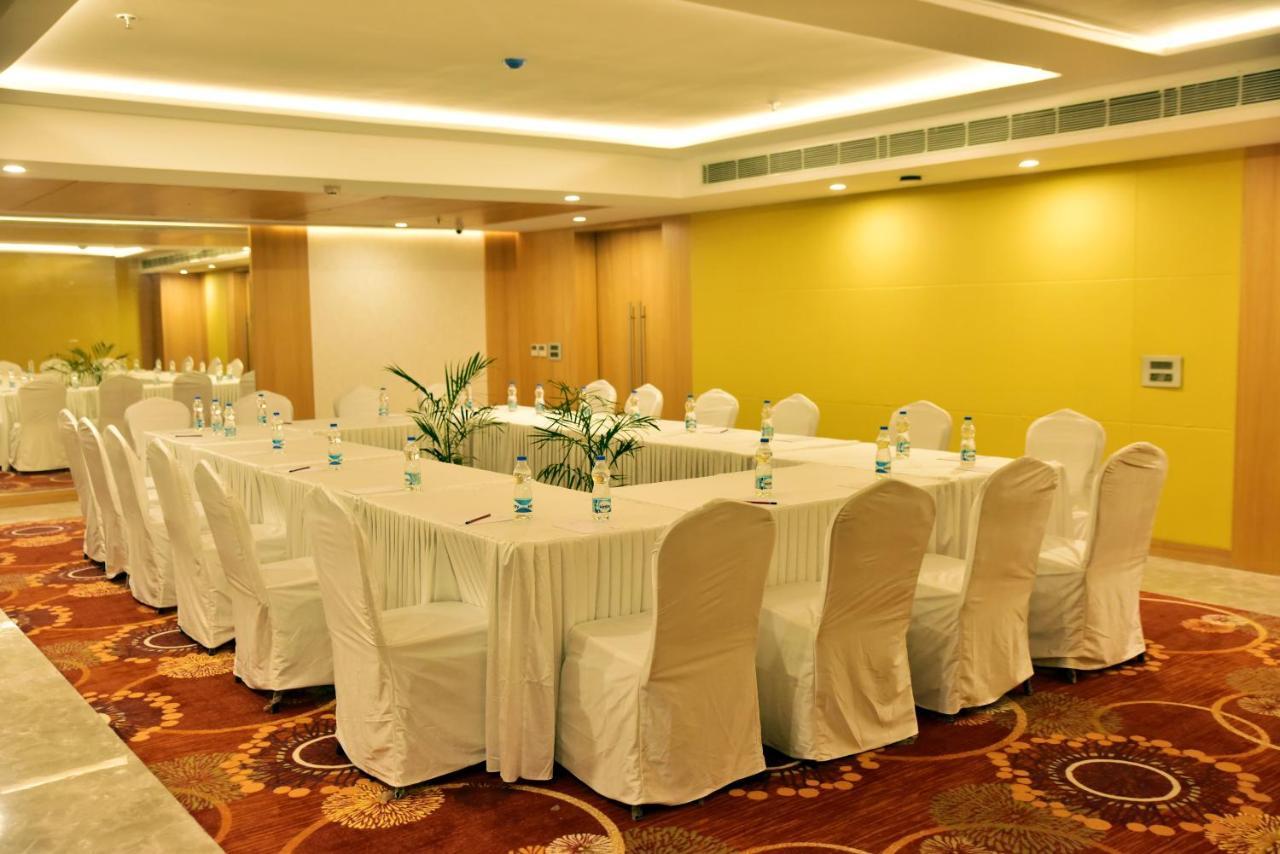 The Fern Residency Sarnath Hotell Varanasi Eksteriør bilde