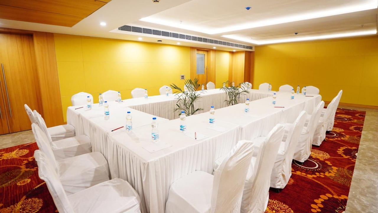 The Fern Residency Sarnath Hotell Varanasi Eksteriør bilde