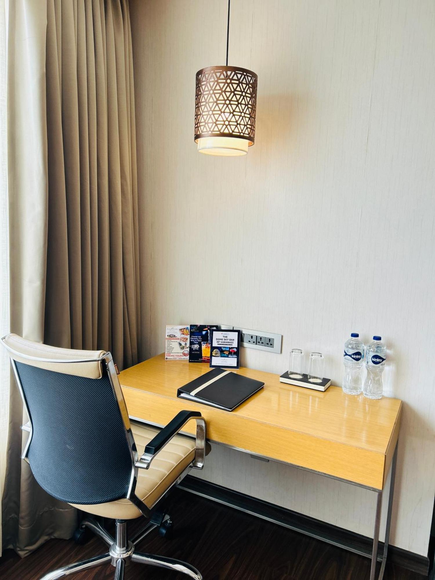 The Fern Residency Sarnath Hotell Varanasi Eksteriør bilde