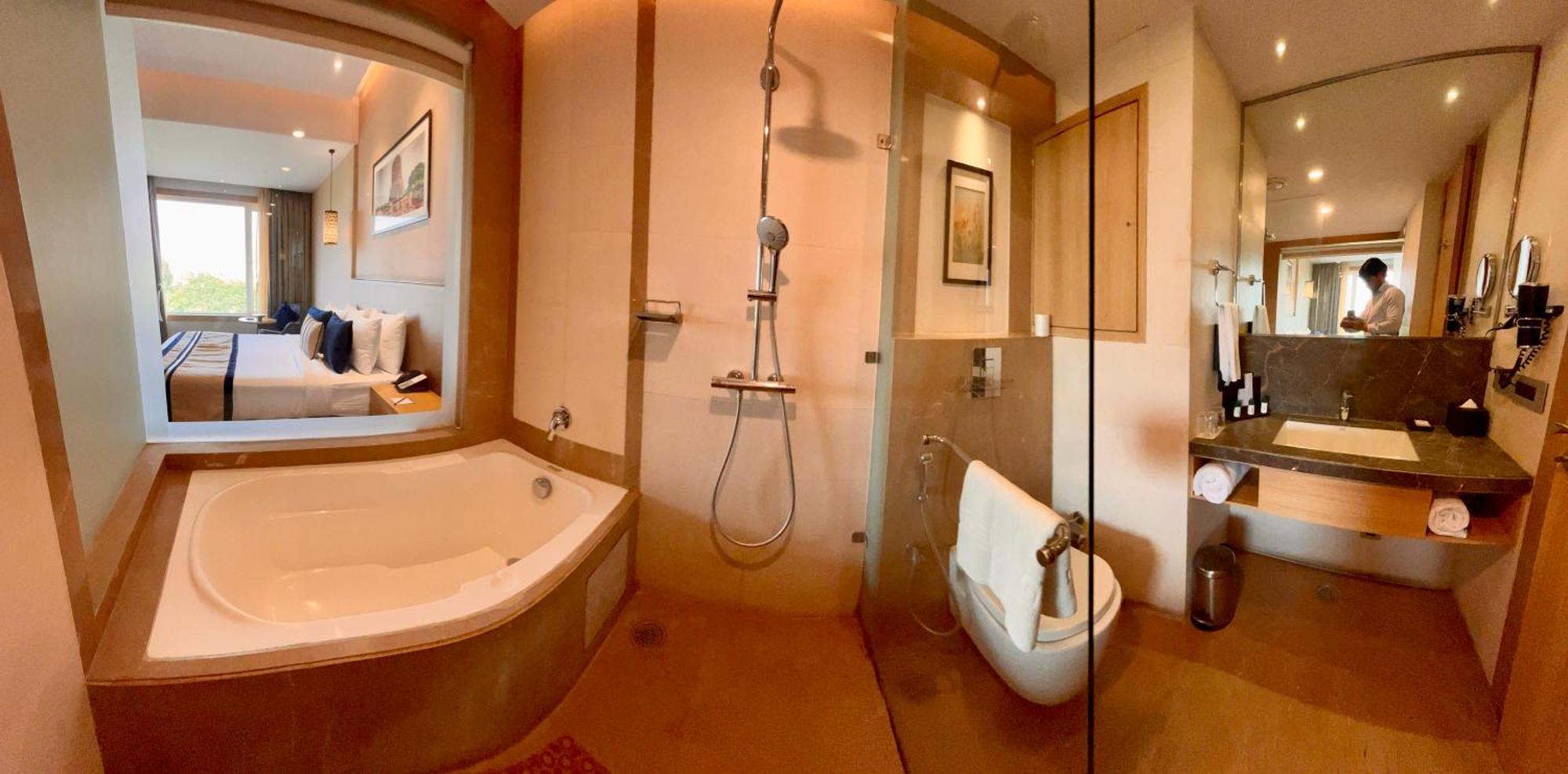 The Fern Residency Sarnath Hotell Varanasi Eksteriør bilde